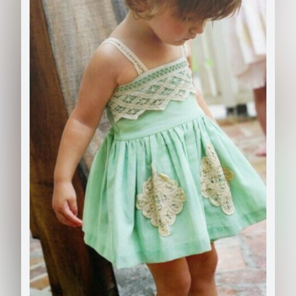 Well dressed wolf mint crochet two piece set 2T Bohemian lace boutique antique